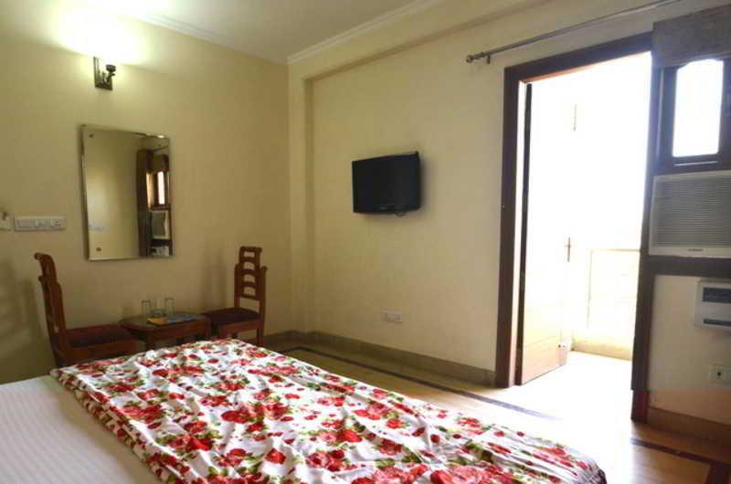 ניו דלהי Indira International Inn מראה חיצוני תמונה